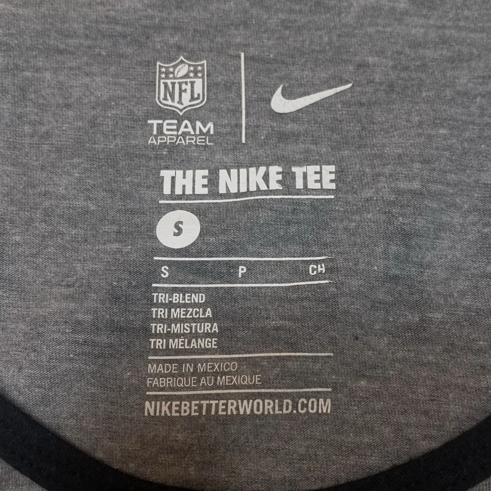 Oakland Las Vegas Raiders NFL Nike Tank Top Women Small Gray Sleeveless Shirt